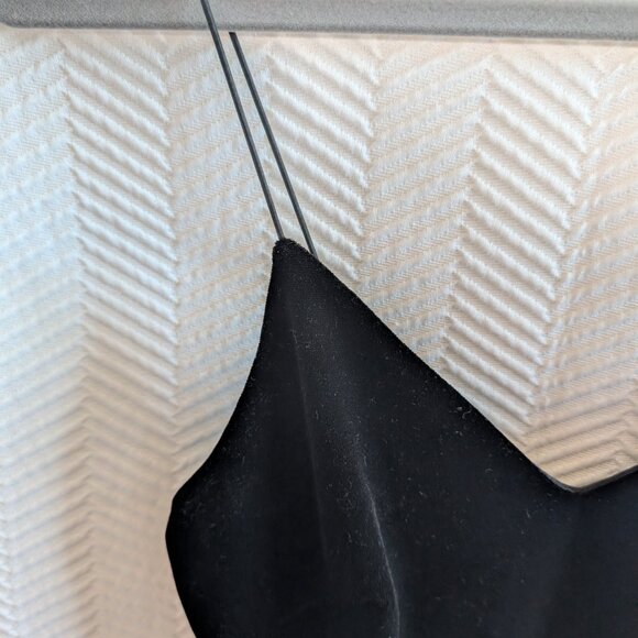 Room Service Black Velvet Slip Dress Midi Spaghetti Straps Bodycon Size Small - Picture 4 of 7